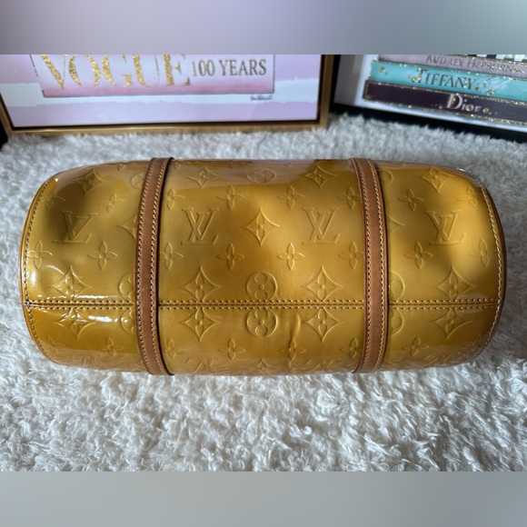 Louis Vuitton Monogram Yellow Vernis Bedford Barrel Bag - Picture 4 of 13